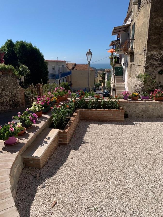 Casa Dercia Apartment Minturno Luaran gambar